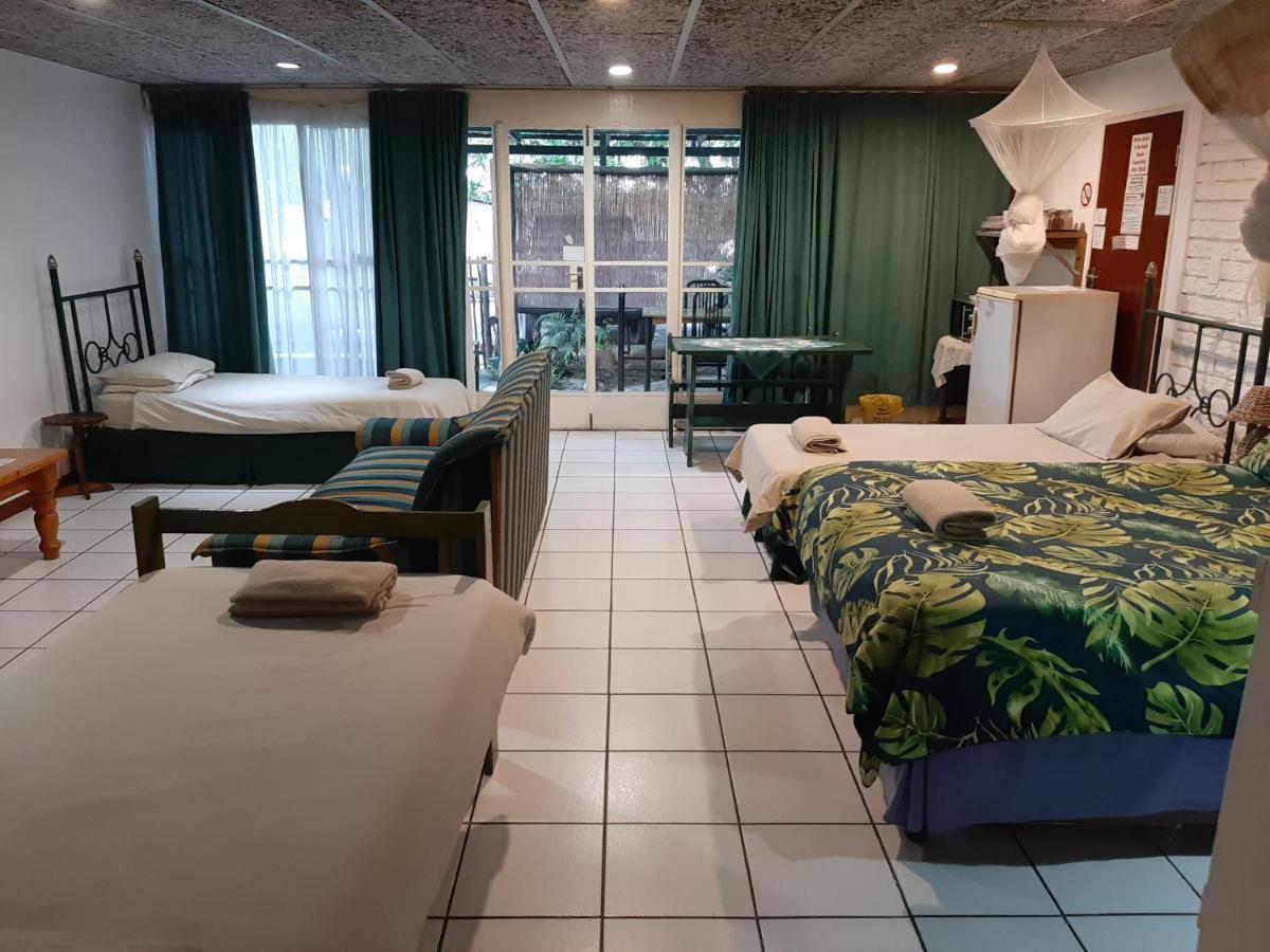 Elephant Walk Guesthouse And Back Packers Phalaborwa Zewnętrze zdjęcie